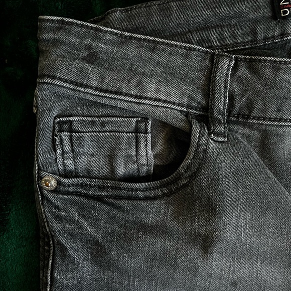 Zara Gray straight Jeans with oil stained Washed Texture - Picture 8 of 15